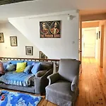 De Luxe A Villa *