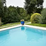 De Luxe A Villa
